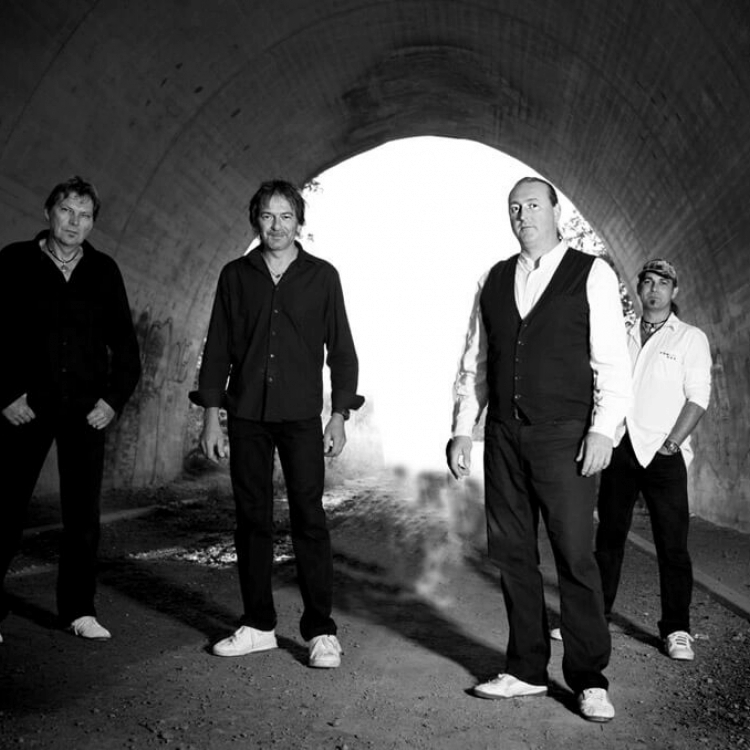 Tribute to Status Quo Band